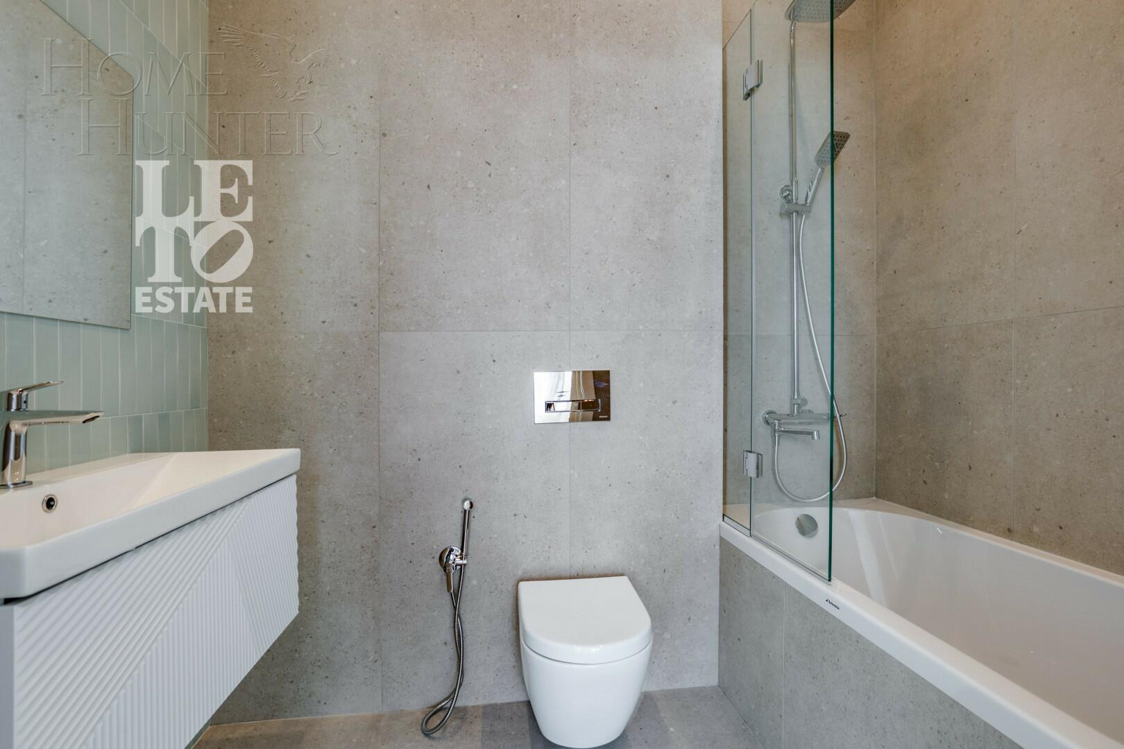 2-этажный коттедж 243 м² с отделкой