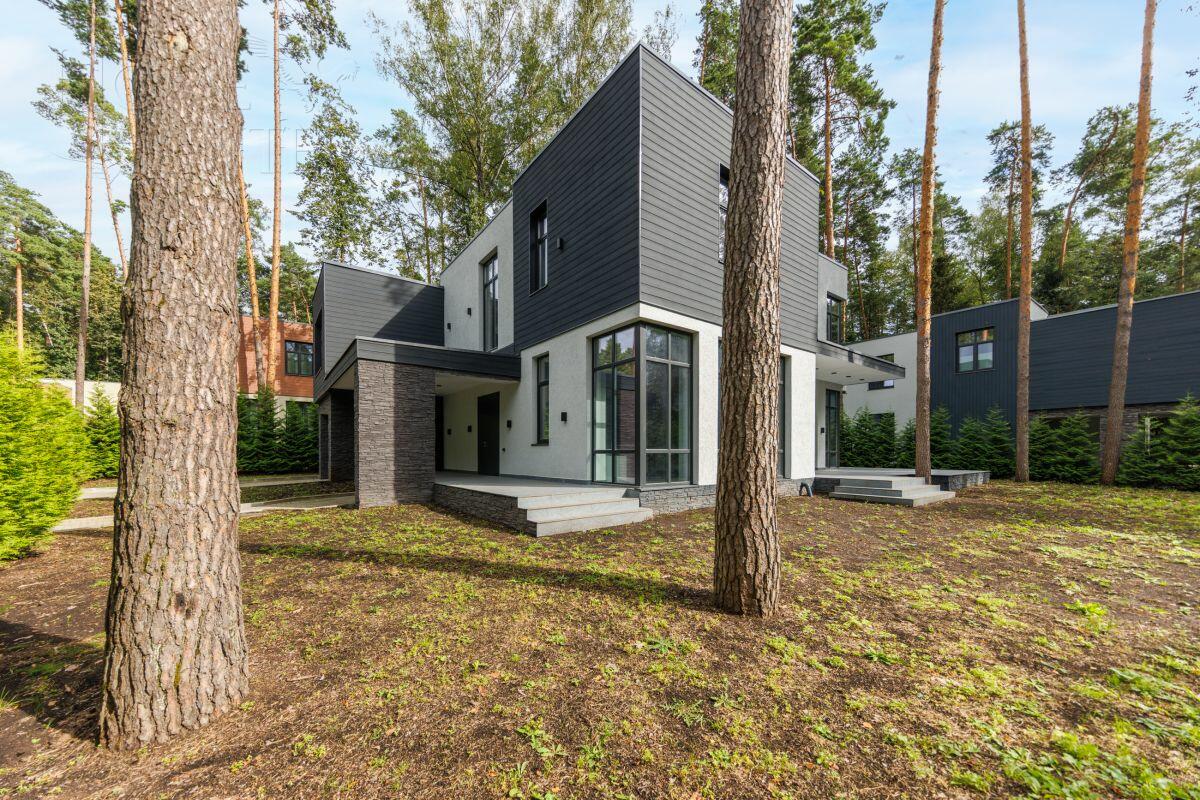 2-этажный коттедж 300.3 м² с отделкой