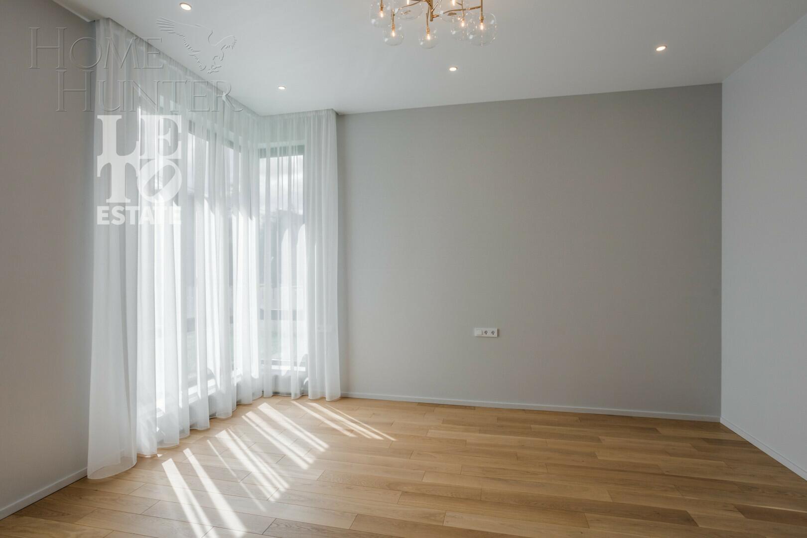 2-этажный коттедж 243 м² с отделкой