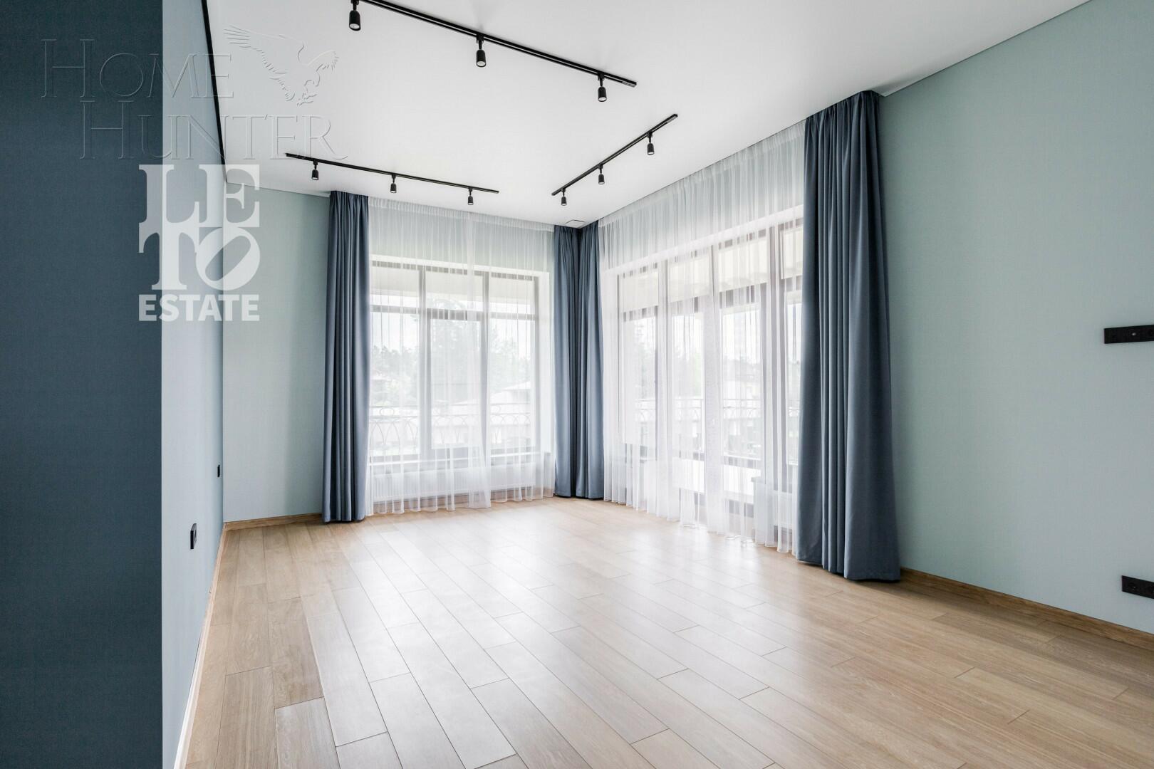 2-этажный коттедж 1 327 м² с отделкой