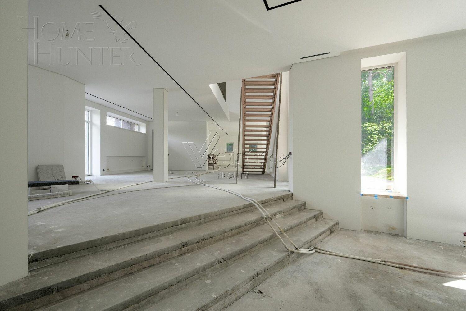 2-этажный коттедж 638 м² без отделки