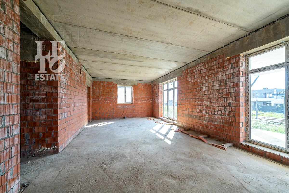 2-этажный коттедж 251 м² без отделки