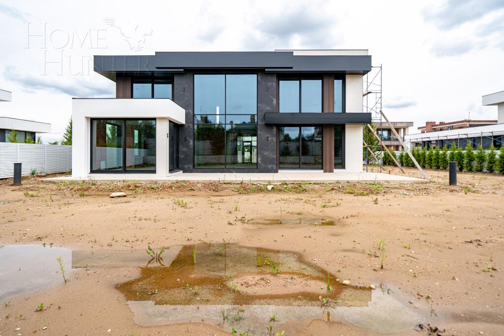 2-этажный коттедж 435 м² без отделки