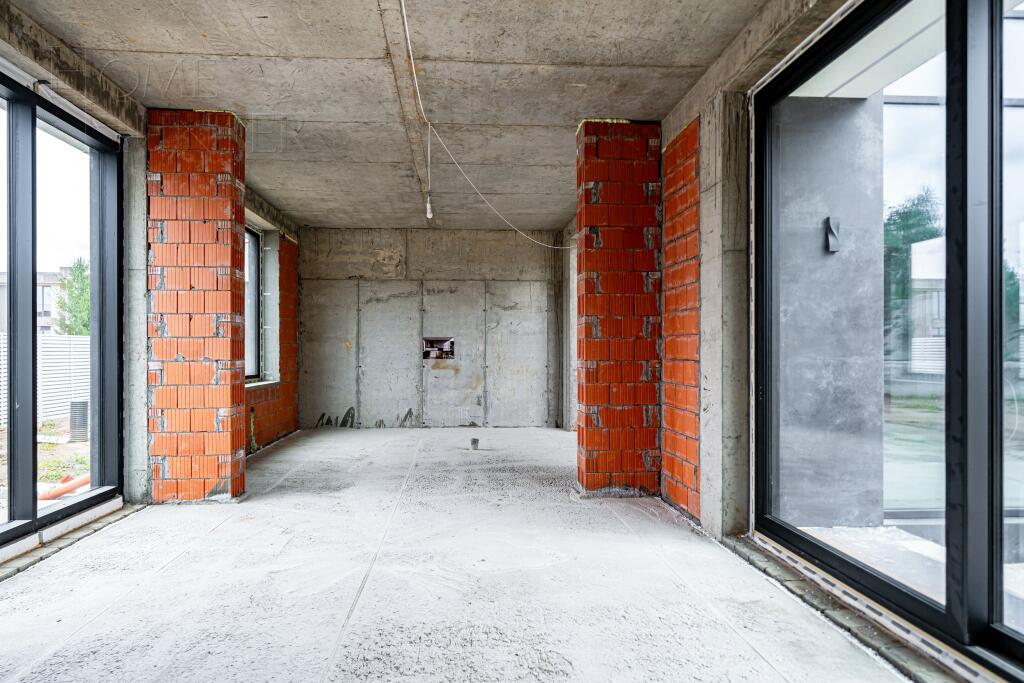 2-этажный коттедж 550 м² без отделки