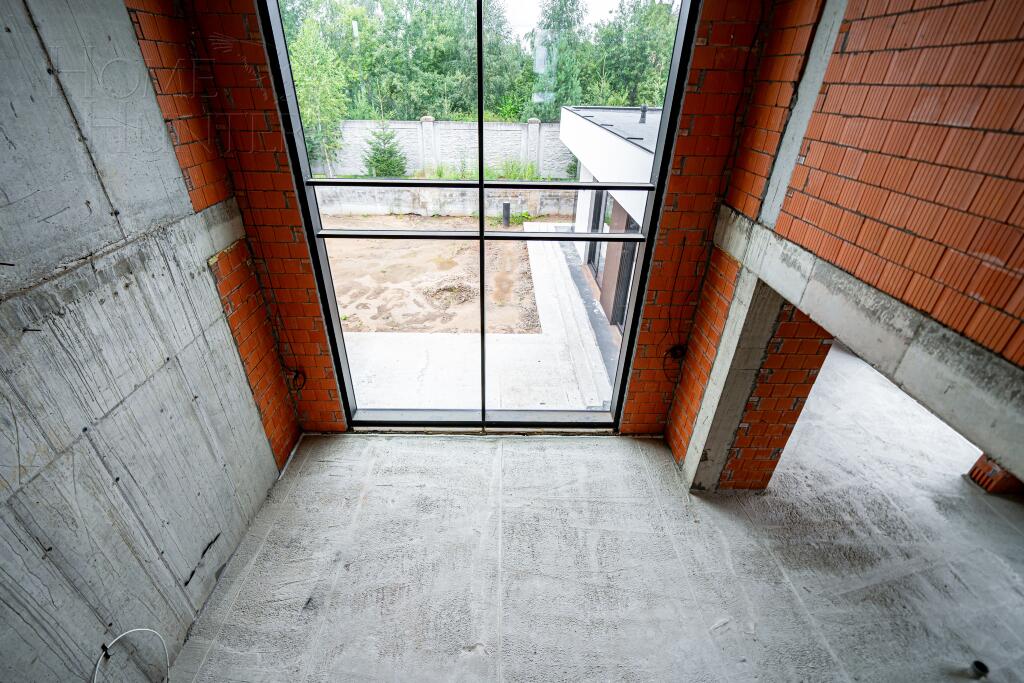 2-этажный коттедж 550 м² без отделки