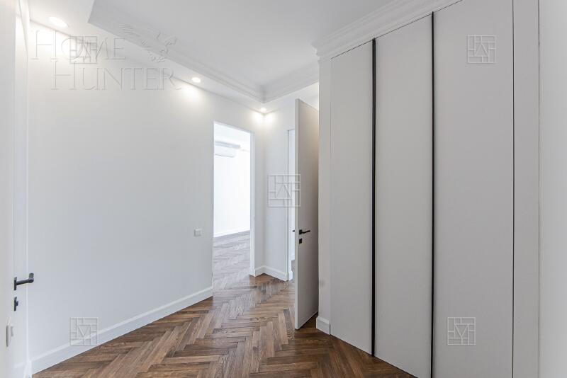 5-КОМН. КВАРТИРА С ОТДЕЛКОЙ 160.7 М² НА 33 ЭТАЖЕ