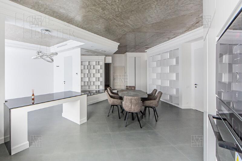 5-КОМН. КВАРТИРА С ОТДЕЛКОЙ 160.7 М² НА 33 ЭТАЖЕ