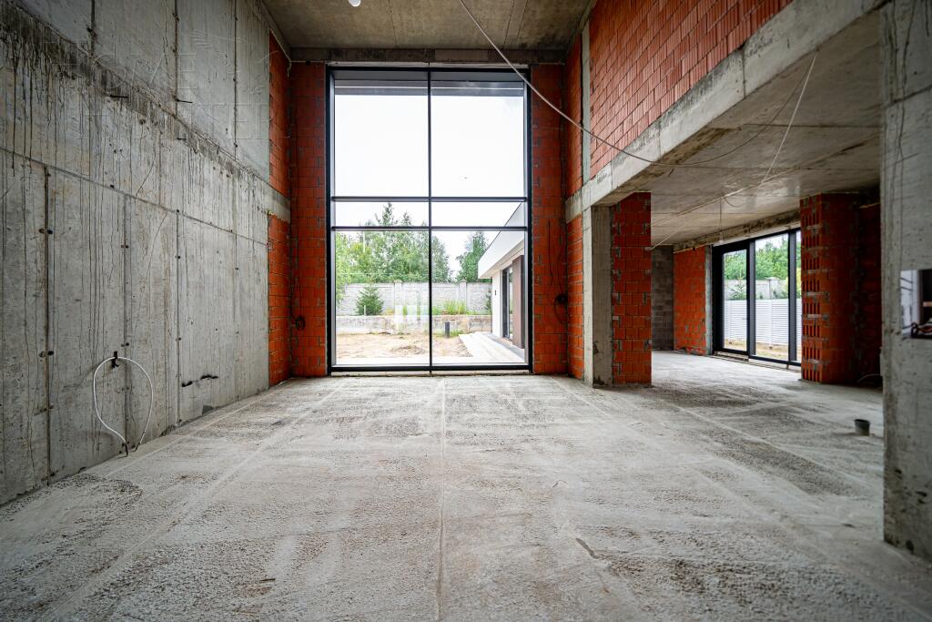 2-этажный коттедж 550 м² без отделки
