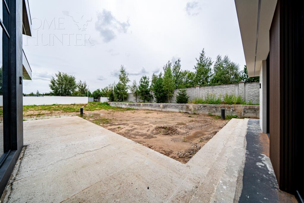 2-этажный коттедж 550 м² без отделки