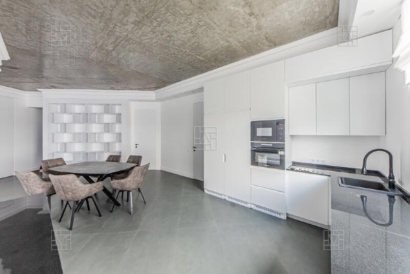 5-КОМН. КВАРТИРА С ОТДЕЛКОЙ 160.7 М² НА 33 ЭТАЖЕ