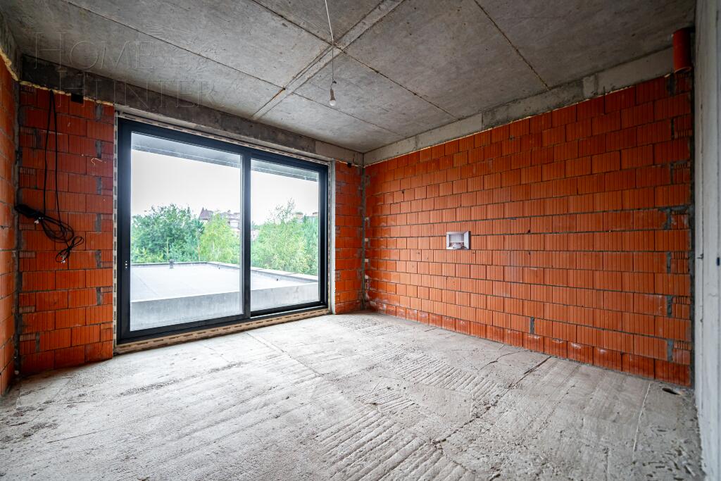 2-этажный коттедж 550 м² без отделки