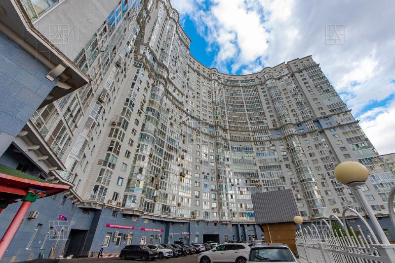 5-КОМН. КВАРТИРА С ОТДЕЛКОЙ 139 М² НА 32 ЭТАЖЕ