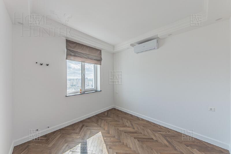 5-КОМН. КВАРТИРА С ОТДЕЛКОЙ 139 М² НА 32 ЭТАЖЕ