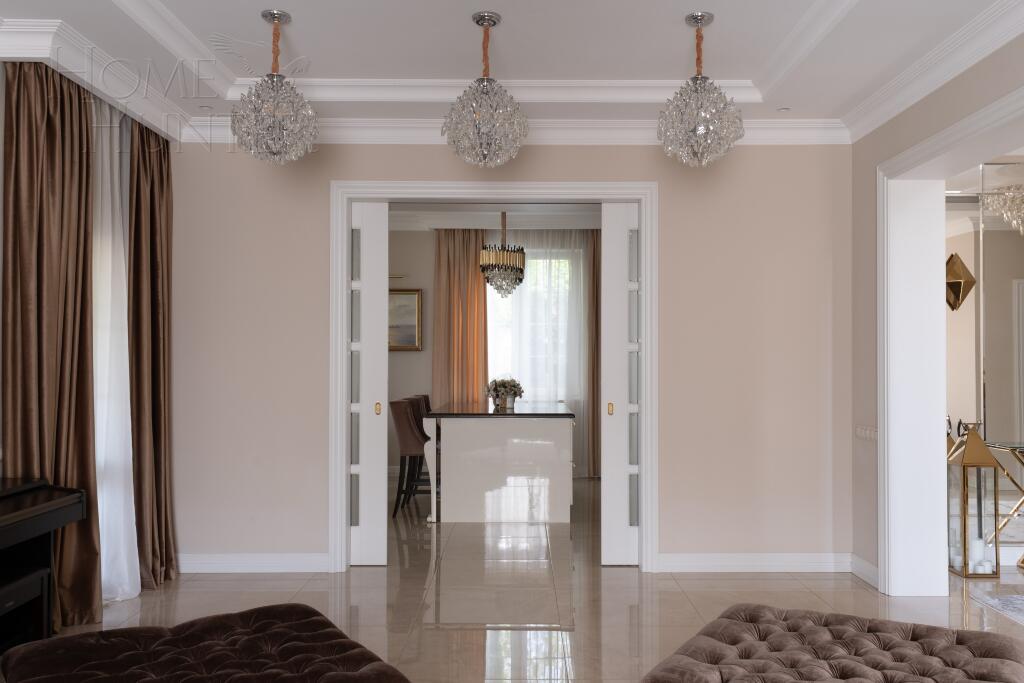 2-этажный коттедж 400 м² с отделкой