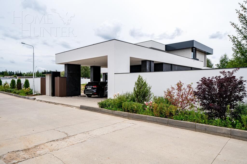2-этажный коттедж 550 м² без отделки