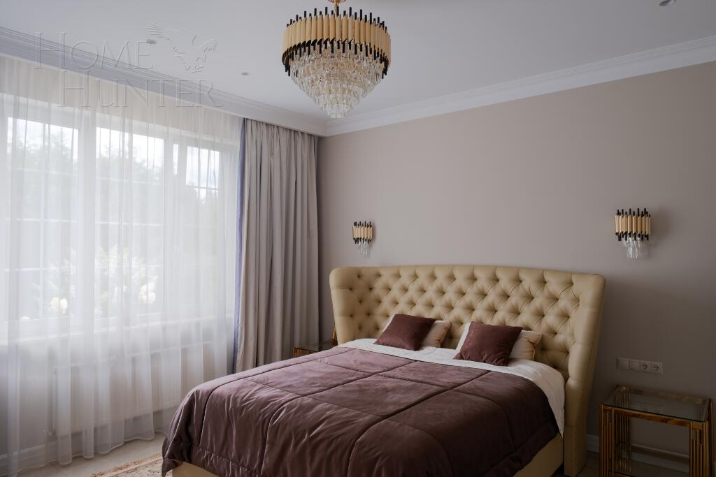 2-этажный коттедж 400 м² с отделкой