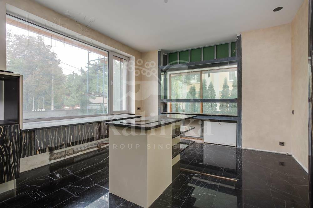 3-этажный коттедж 979 м² с отделкой