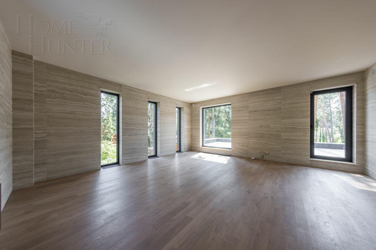 3-этажный коттедж 420 м² с отделкой