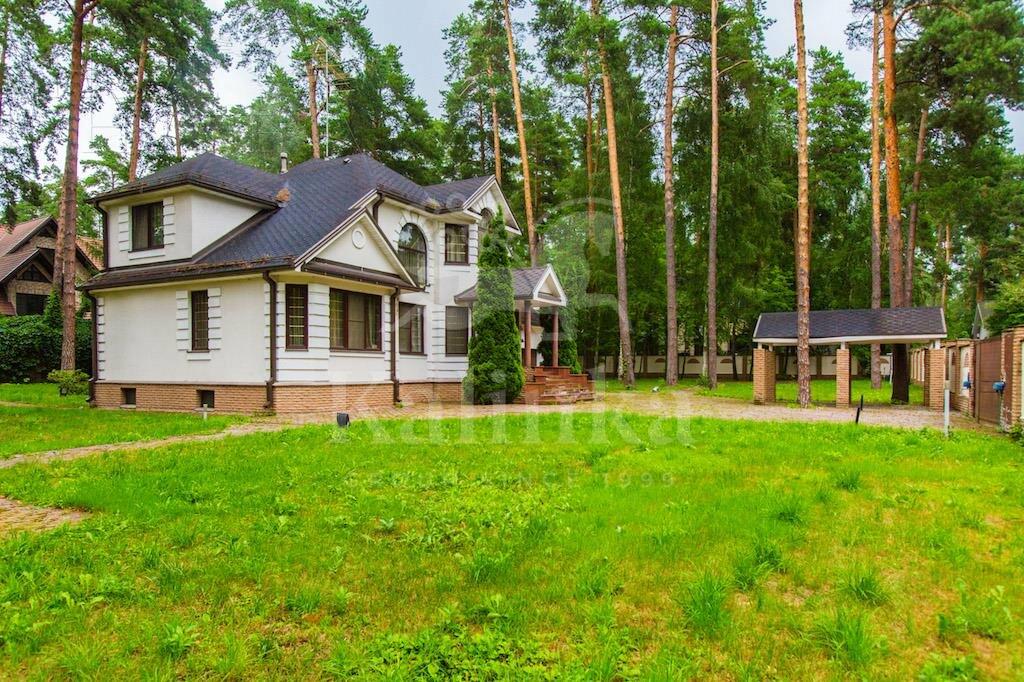 2-этажный коттедж 350 м² с отделкой