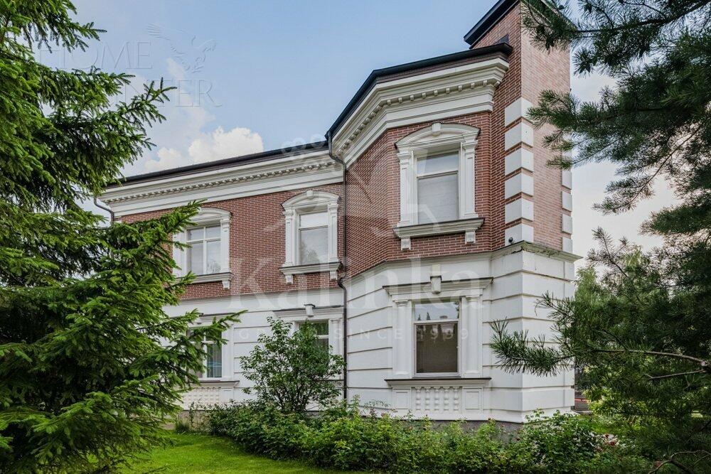 2-этажный коттедж 1 258 м² с отделкой