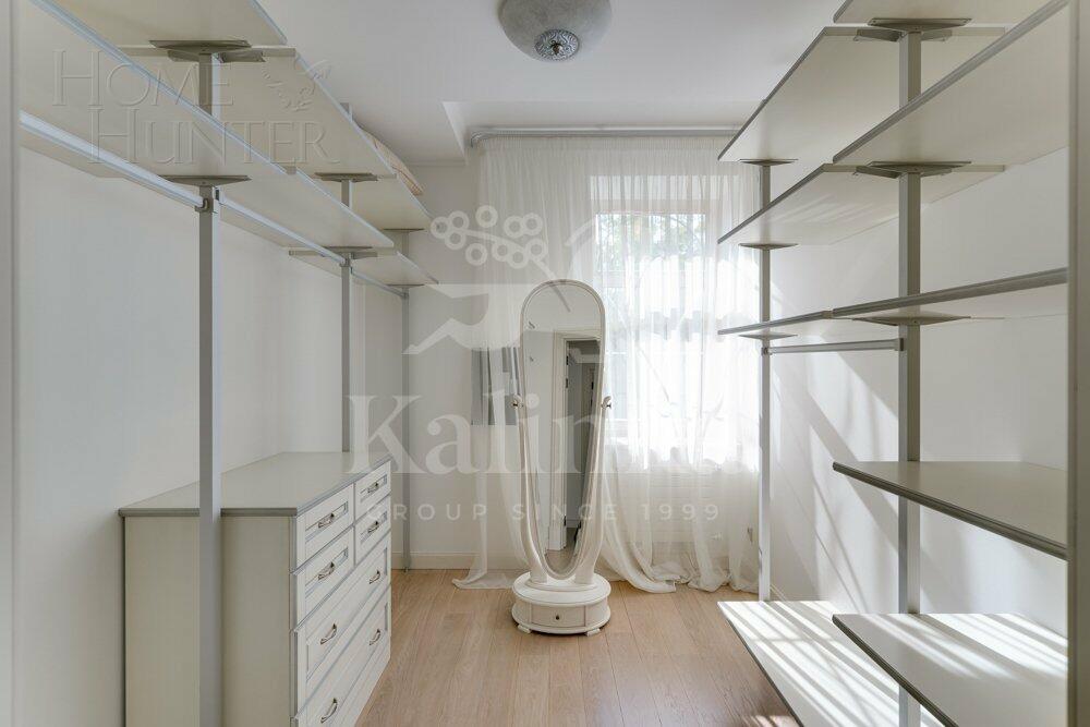 2-этажный коттедж 600 м² с отделкой