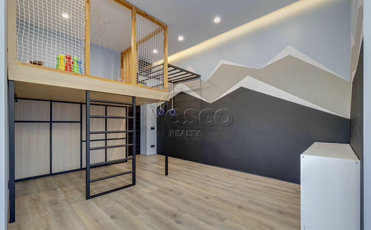 2-этажный коттедж 540 м² с отделкой