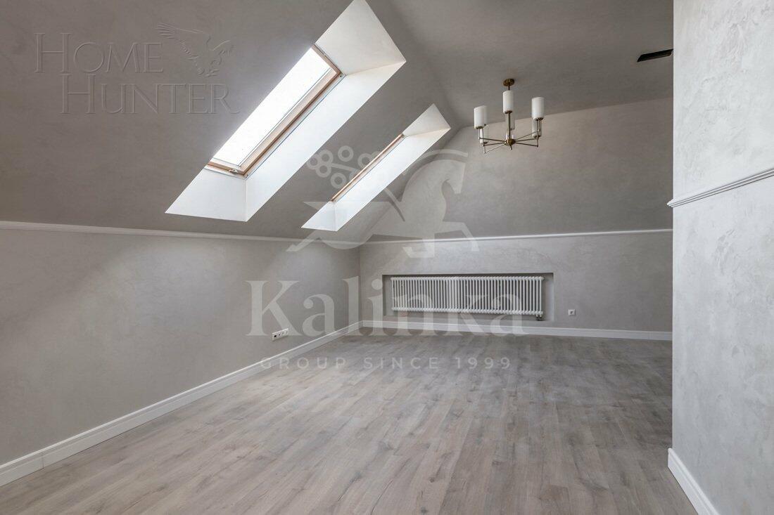 2-этажный коттедж 1 000 м² с отделкой