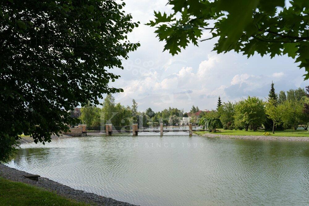 2-этажный коттедж 600 м² с отделкой