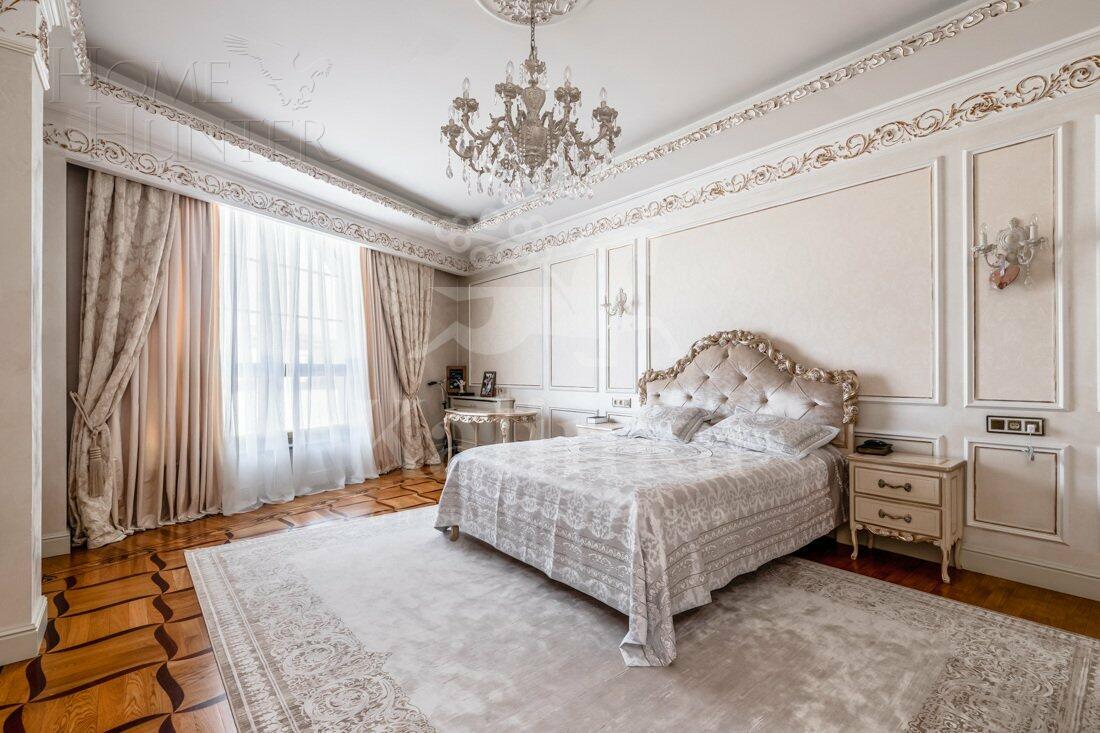 2-этажный коттедж 1 000 м² с отделкой