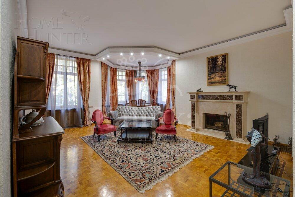 2-этажный коттедж 350 м² с отделкой