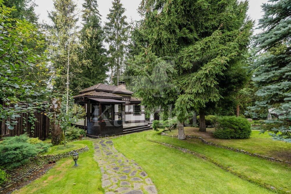 2-этажный коттедж 615 м² с отделкой