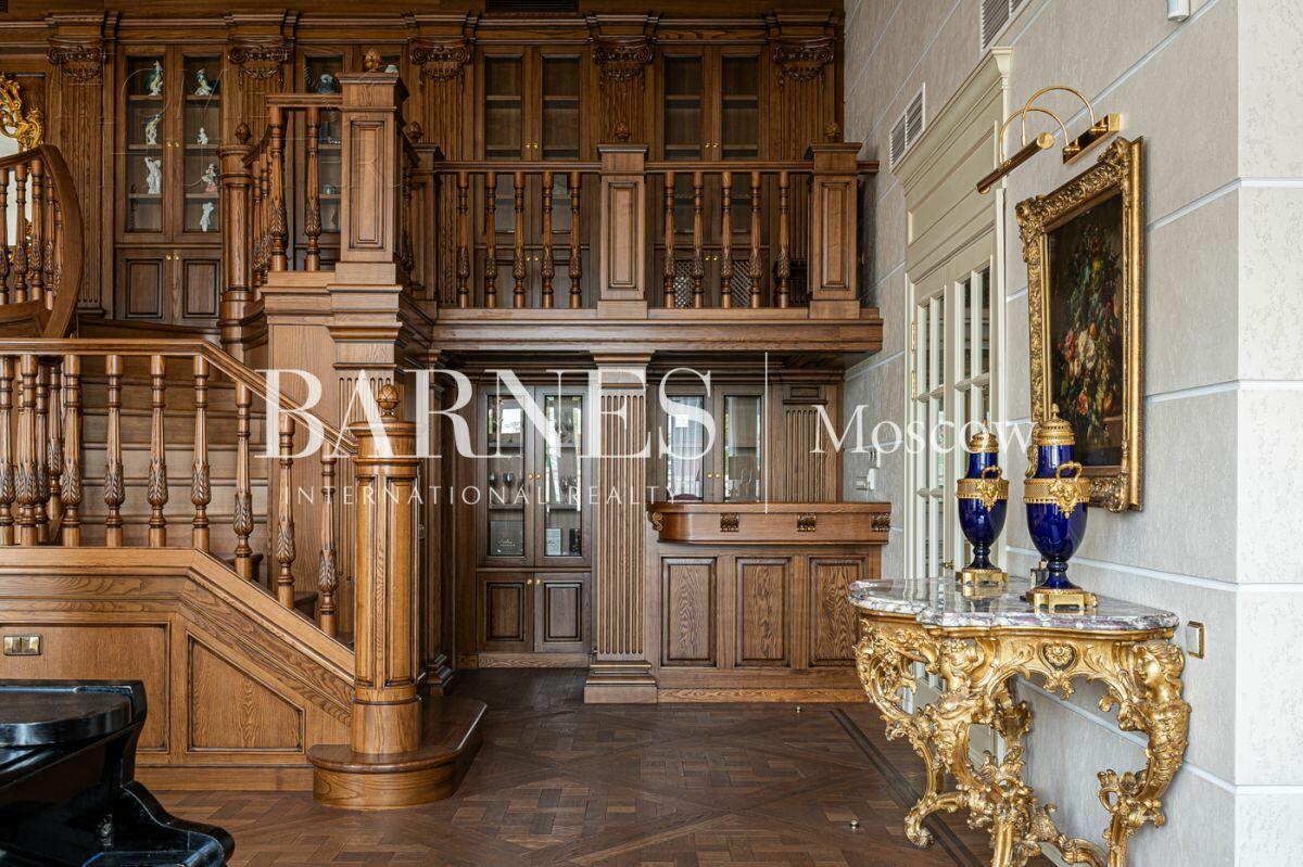 2-УРОВНЕВЫЙ ПЕНТХАУС С ОТДЕЛКОЙ 584 М² НА 5 ЭТАЖЕ