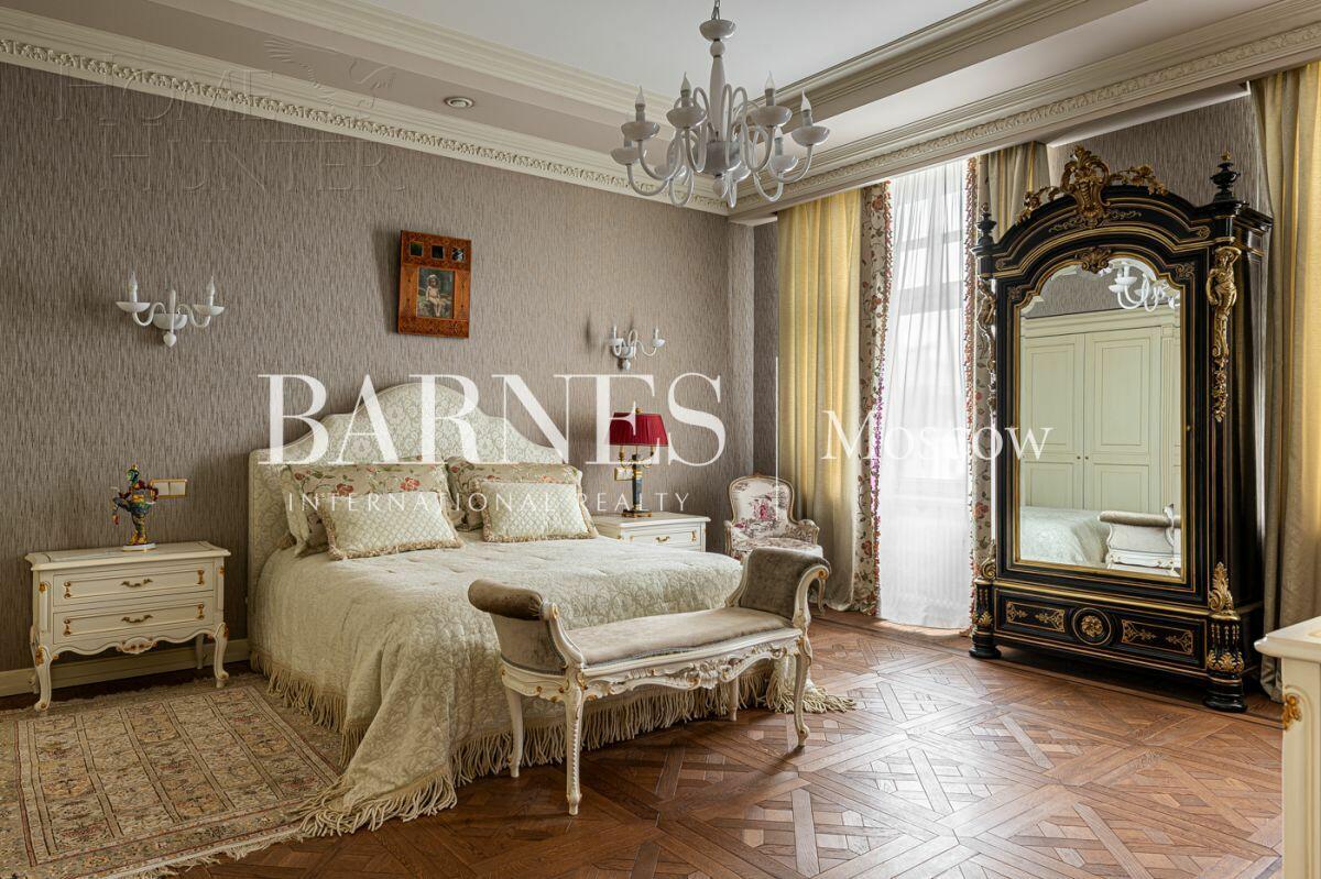 2-УРОВНЕВЫЙ ПЕНТХАУС С ОТДЕЛКОЙ 584 М² НА 5 ЭТАЖЕ