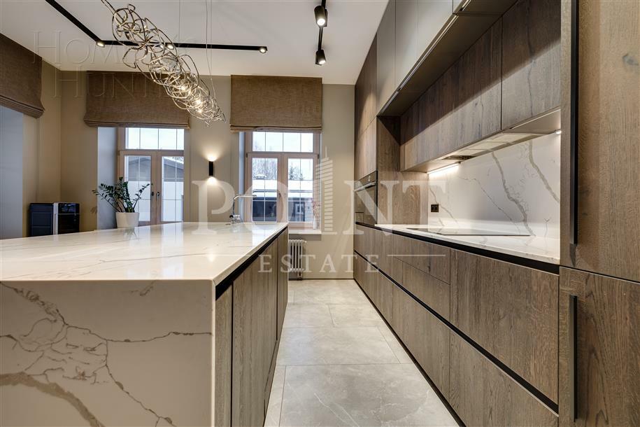 2-этажный коттедж 688 м² с отделкой