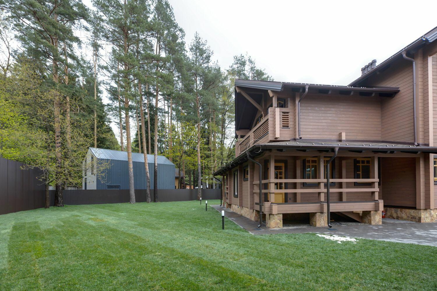 2-этажный коттедж 413.7 м² с отделкой