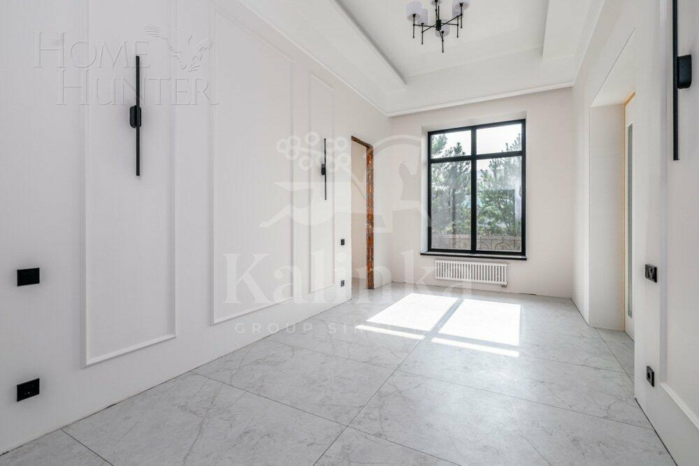 1-этажный коттедж 990 м² с отделкой