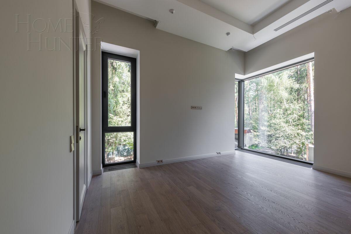 3-этажный коттедж 420 м² с отделкой