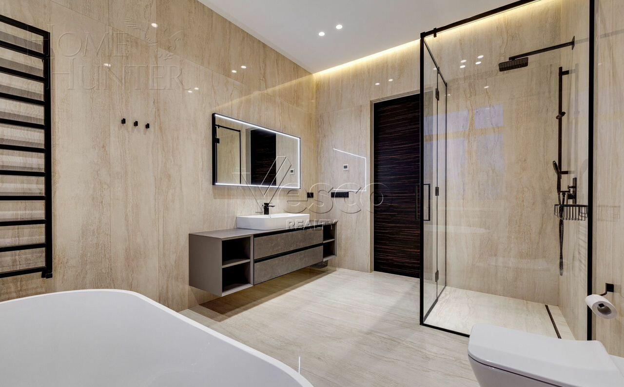 2-этажный коттедж 540 м² с отделкой