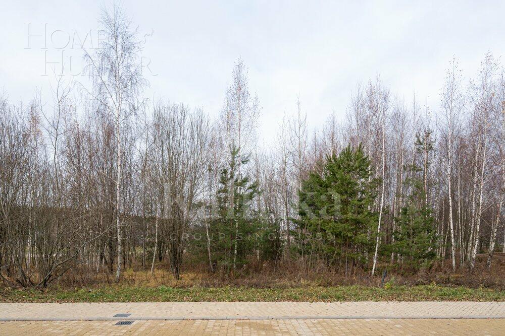 Участок 16.3 сот. в охраняемом поселке