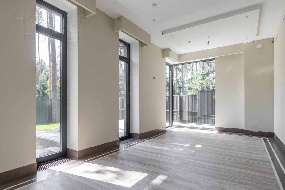 3-этажный коттедж 420 м² с отделкой