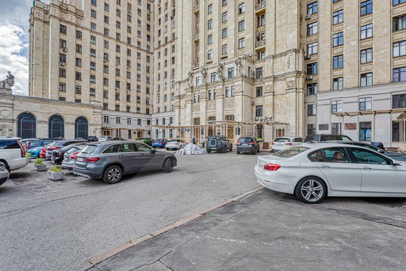 3-КОМН. КВАРТИРА С ОТДЕЛКОЙ 120.2 М² НА 4 ЭТАЖЕ