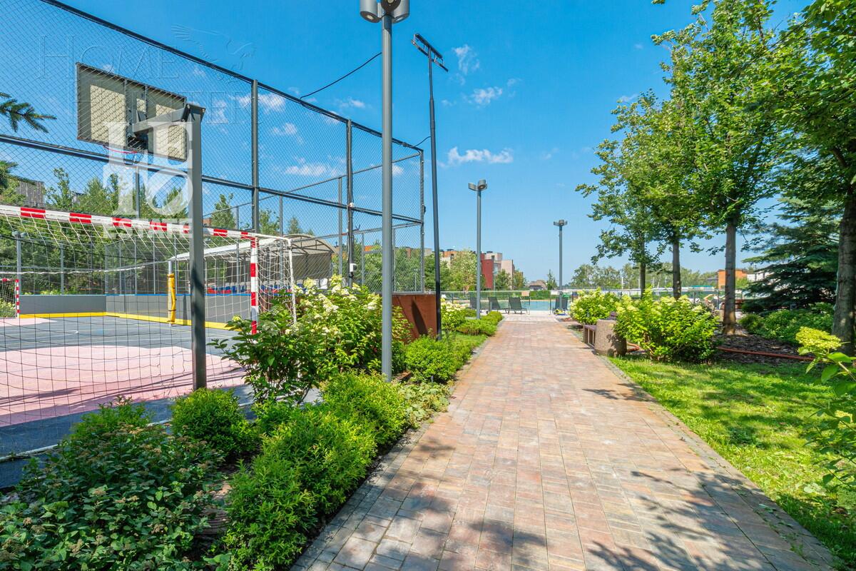 2-этажный таунхаус 170 м² без отделки