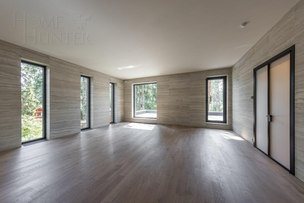 3-этажный коттедж 420 м² с отделкой