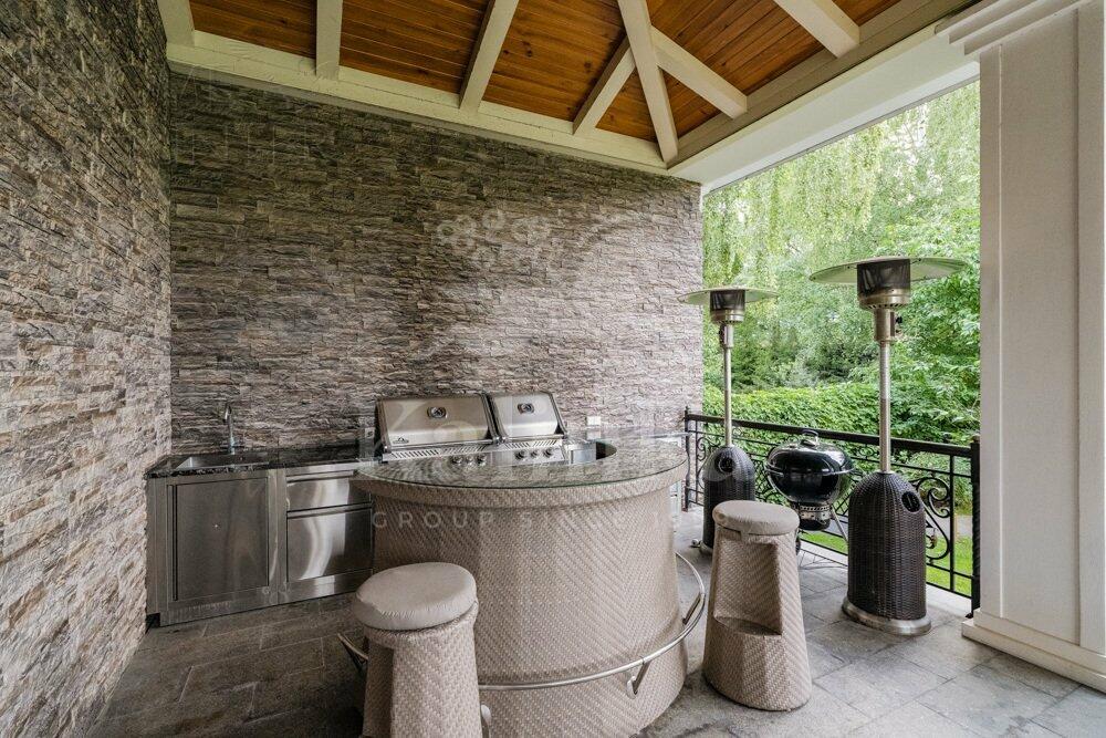 2-этажный коттедж 1 258 м² с отделкой