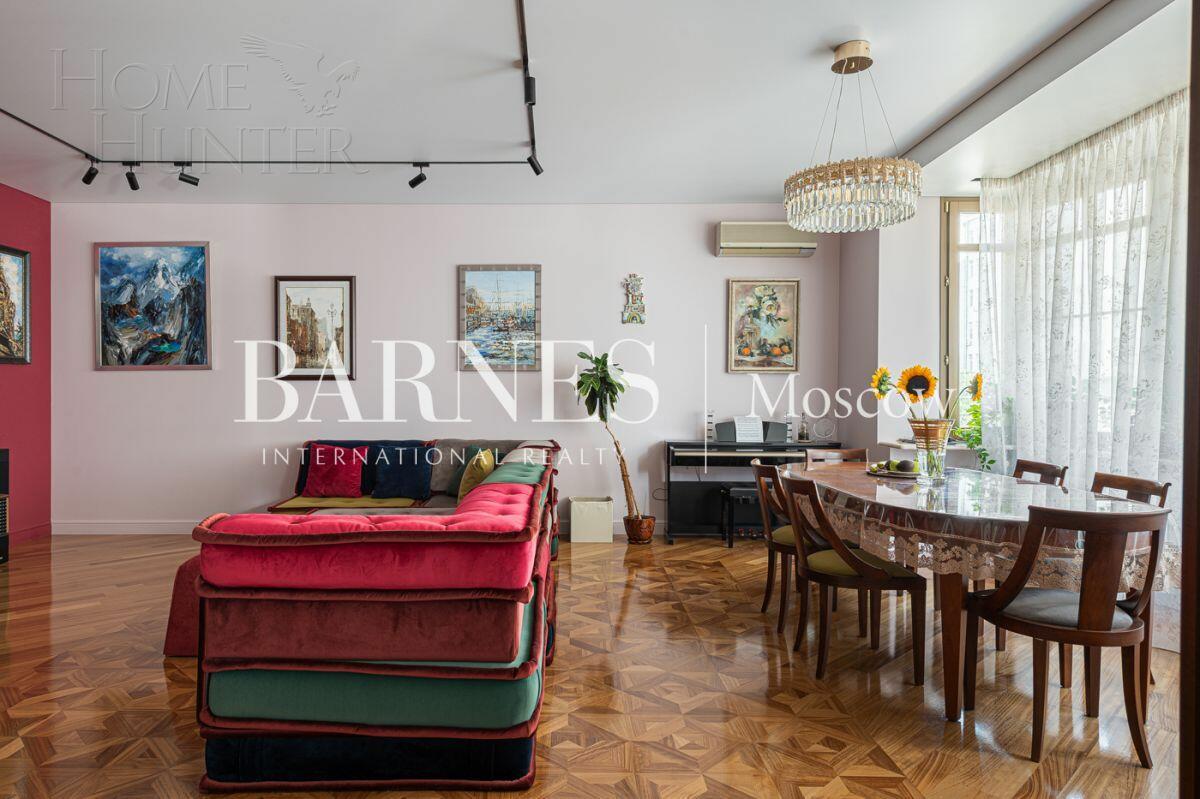 4-КОМН. КВАРТИРА С ОТДЕЛКОЙ 145.9 М² НА 2 ЭТАЖЕ