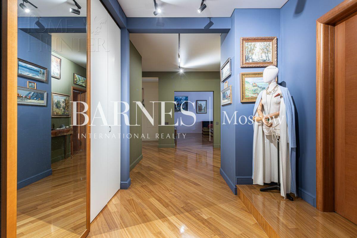 4-КОМН. КВАРТИРА С ОТДЕЛКОЙ 145.9 М² НА 2 ЭТАЖЕ