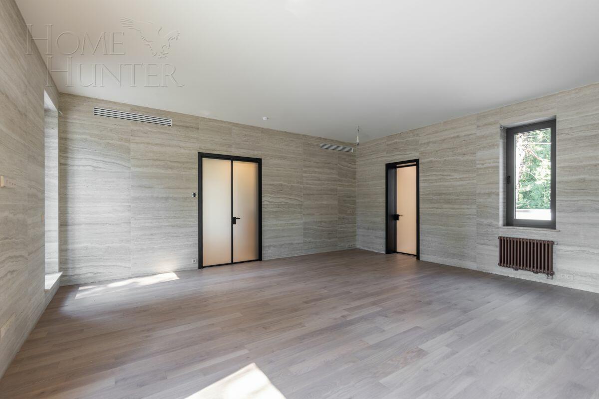 3-этажный коттедж 420 м² с отделкой