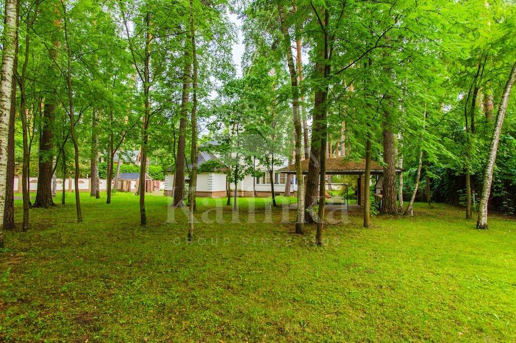 2-этажный коттедж 350 м² с отделкой