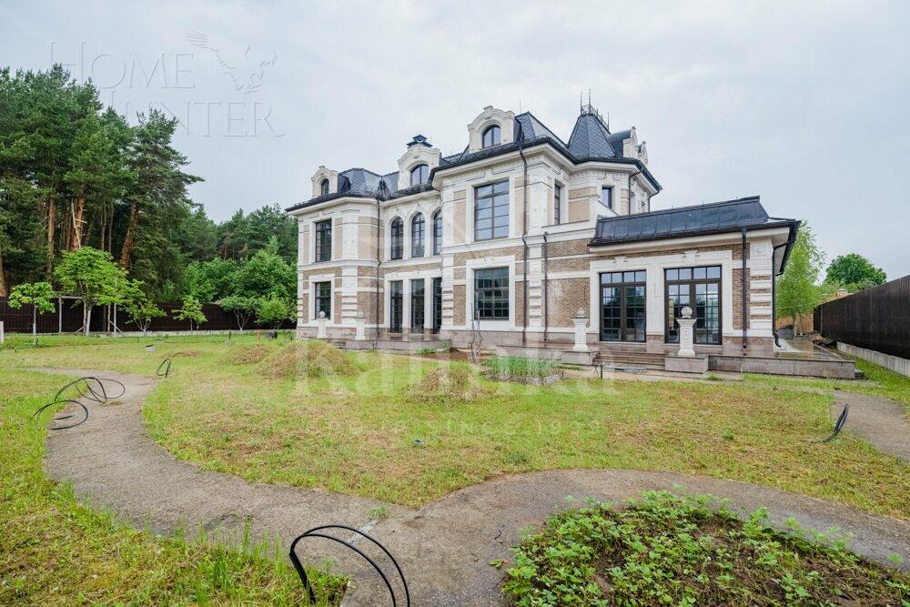 2-этажный коттедж 741 м² без отделки