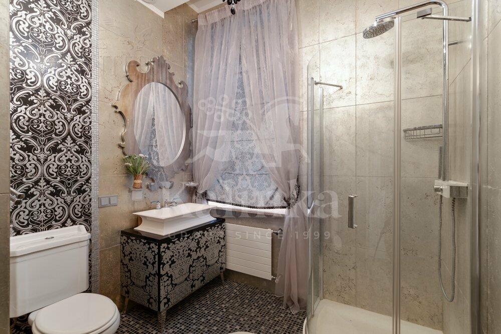 2-этажный коттедж 600 м² с отделкой